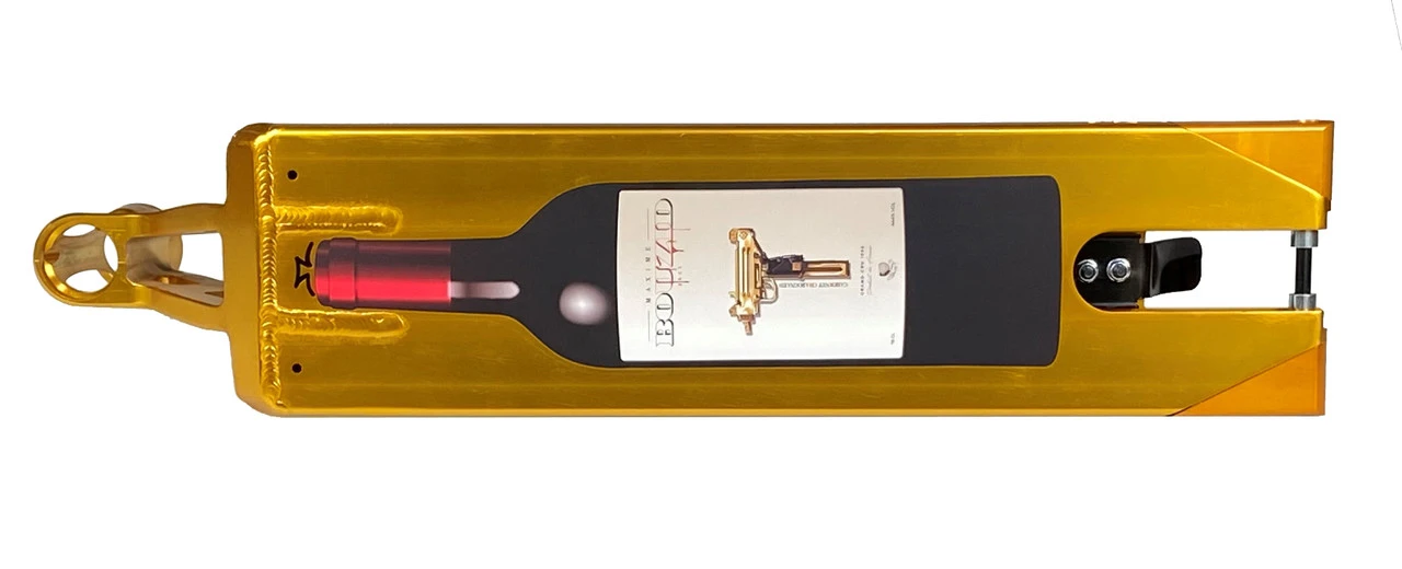 AO Maxime Bouzid Signature Deck 5 AO Maxime Bouzid Signature Deck - Image 3